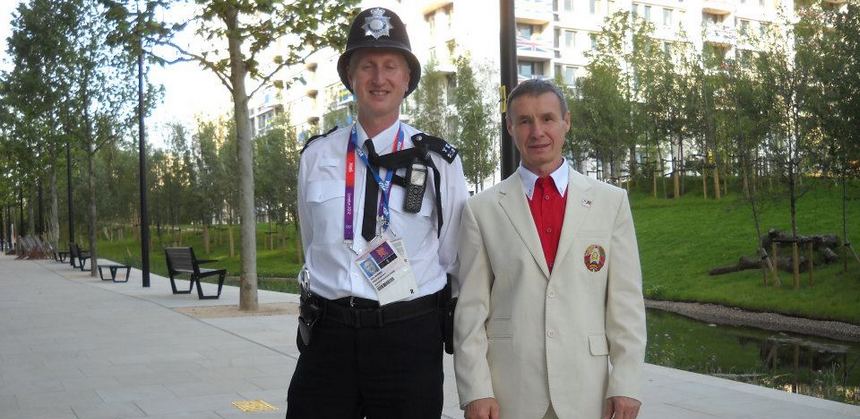 Лучший массажист Беларуси, о котором вы никогда не слышали, хотя все бойцы (и не только они) его знают